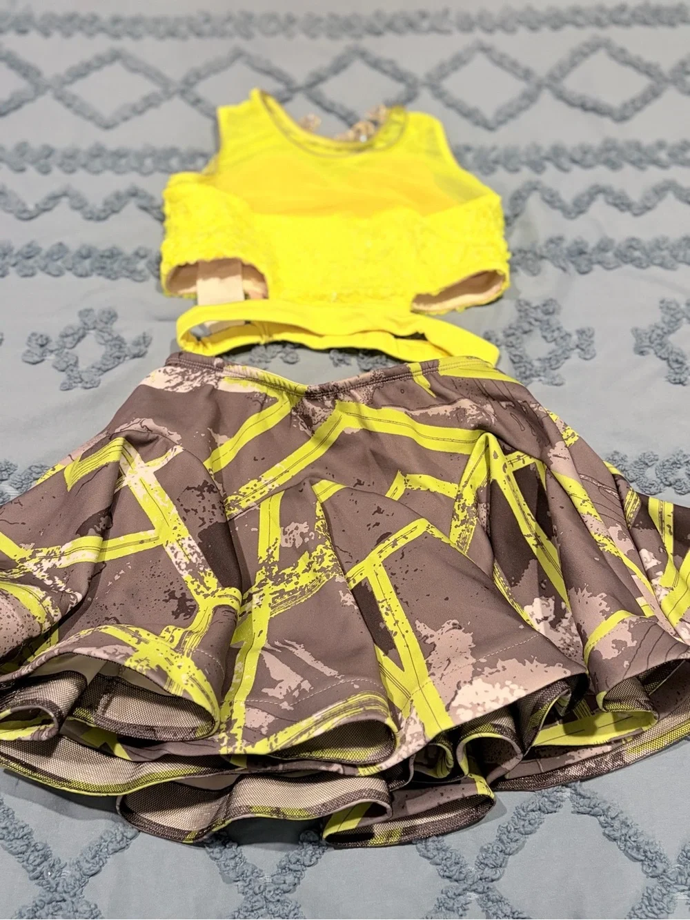 Tenth House TH18117 Neon Yellow Dance Costume Child Medium MC
